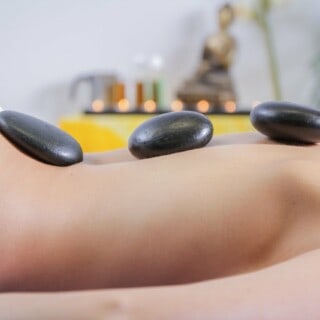 Hot-Stone-Massage als Alternative Heilmethode